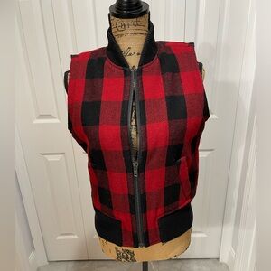 Madewell Black and Red Plaid Vest
